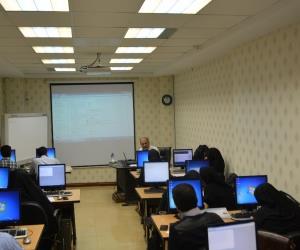 کارگاه آموزشی دوره‌ی برنامه‌نویسی با نرم‌افزار R (مقدماتی) برگزار شد.