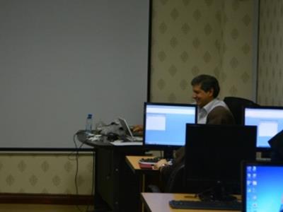کارگاه آموزشی «آشنایی با نرم‌افزار Eviews در تحلیل سری‌های زمانی» برگزار شد